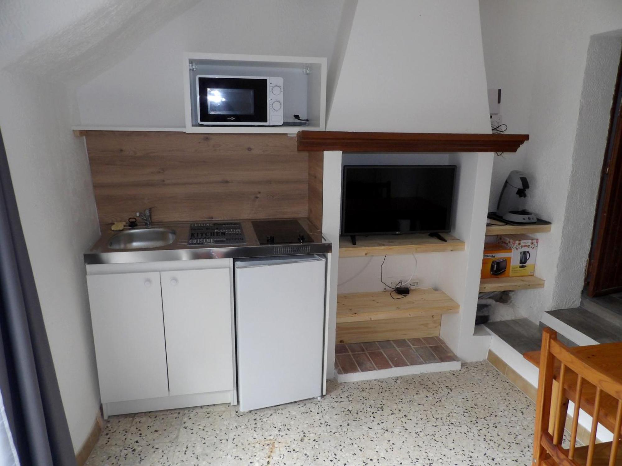 Studio Chez Steph Eyguières Dış mekan fotoğraf
